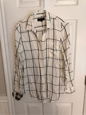 Banana Republic White Button-Down Windowpane Shirt